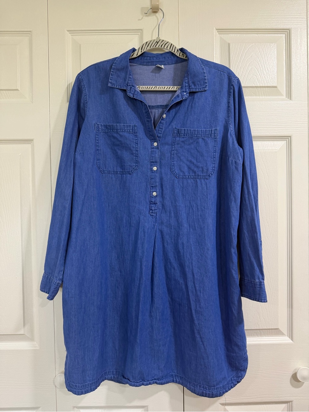 Old Navy Blue Chambray Shirt Dress